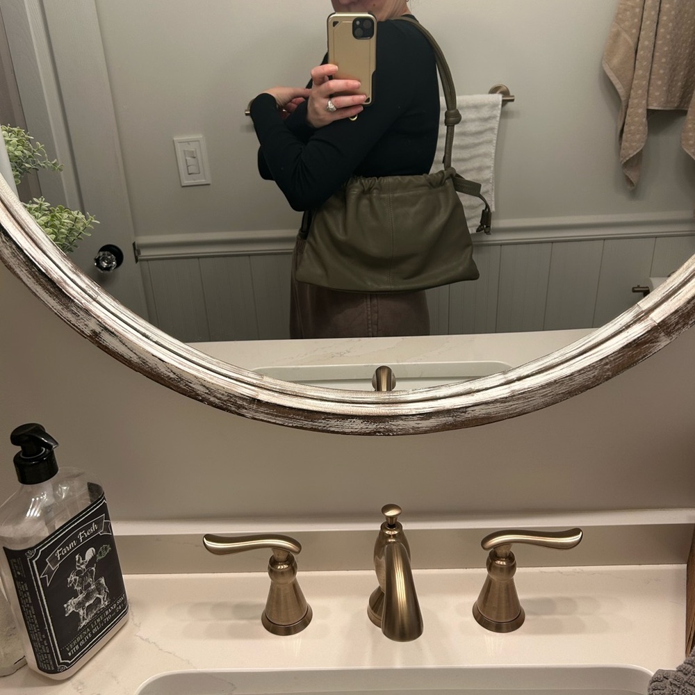 Topshop Olive Drawstring leather Shoulder Bag - Picture 3 of 10